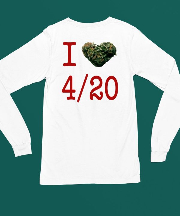 Rihanna Wearing I Love 420 Day Shirt6