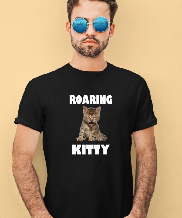 Mary Tiles Texas Wearing Roaring Kitty Shirt