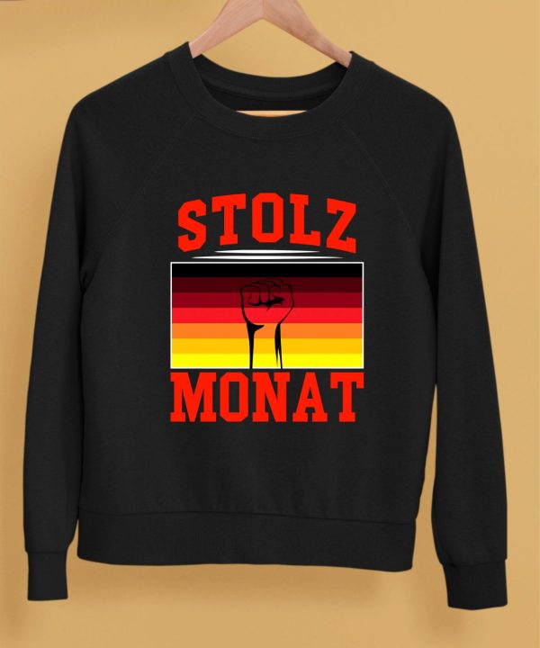 Heiko Wearing Stolz Monat Shirt5