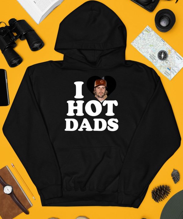 I Love Hot Dads Justin Bieber Shirt4